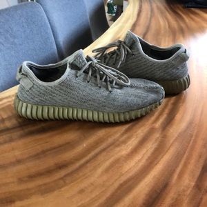 USED OG YEEZY 350 V1 Moonrock